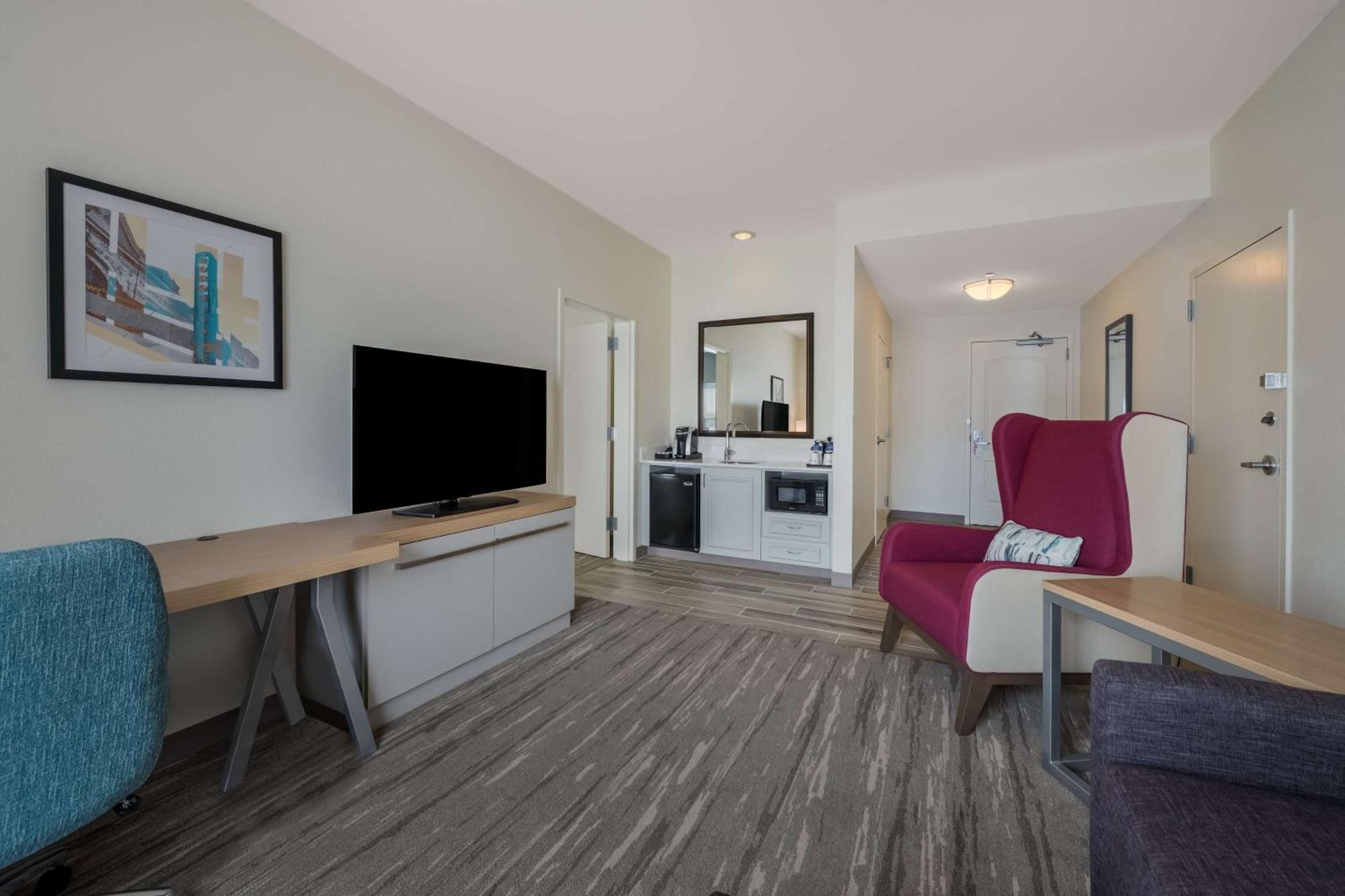Hilton Garden Inn Рокфорд Экстерьер фото