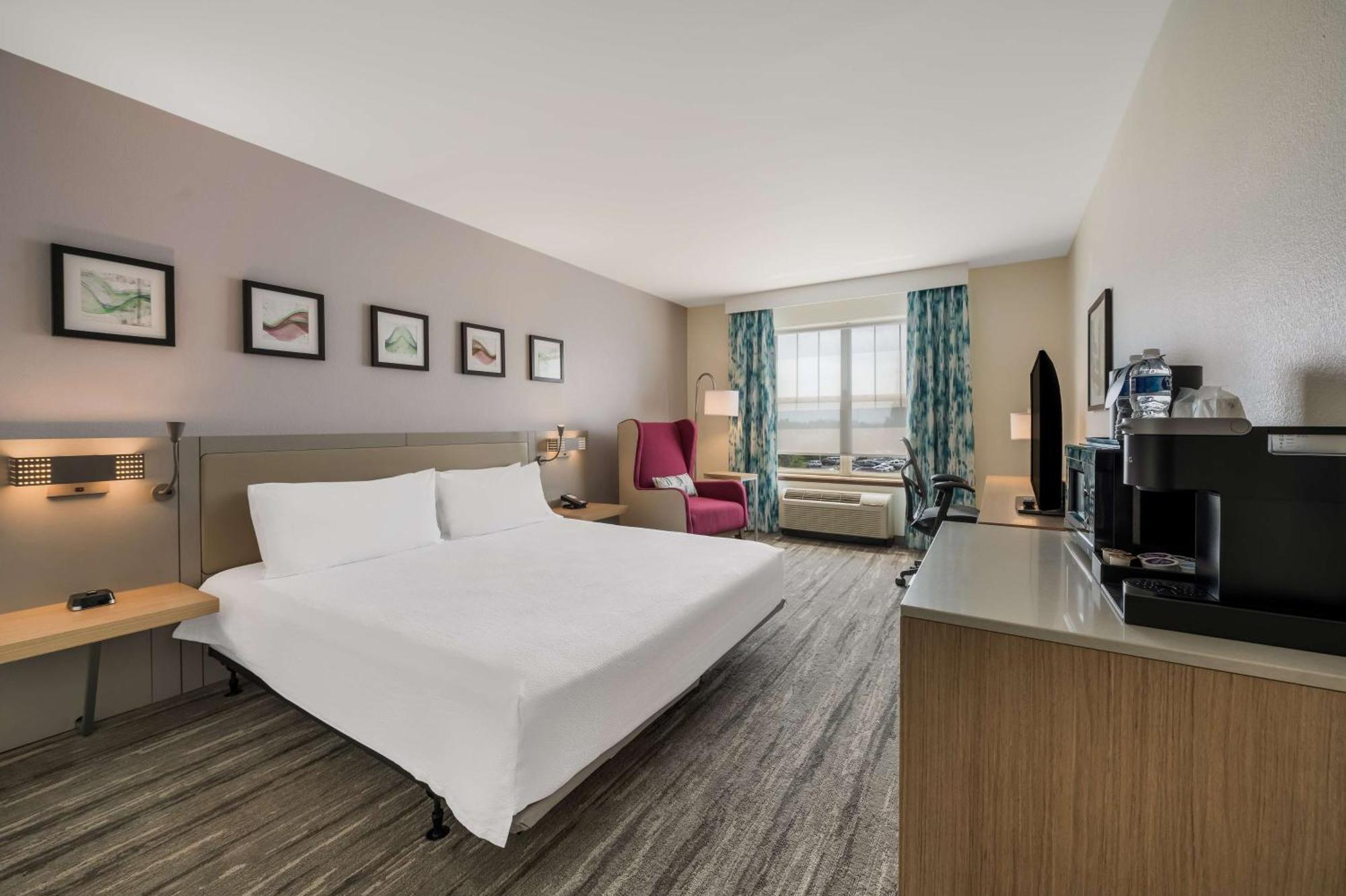 Hilton Garden Inn Рокфорд Экстерьер фото
