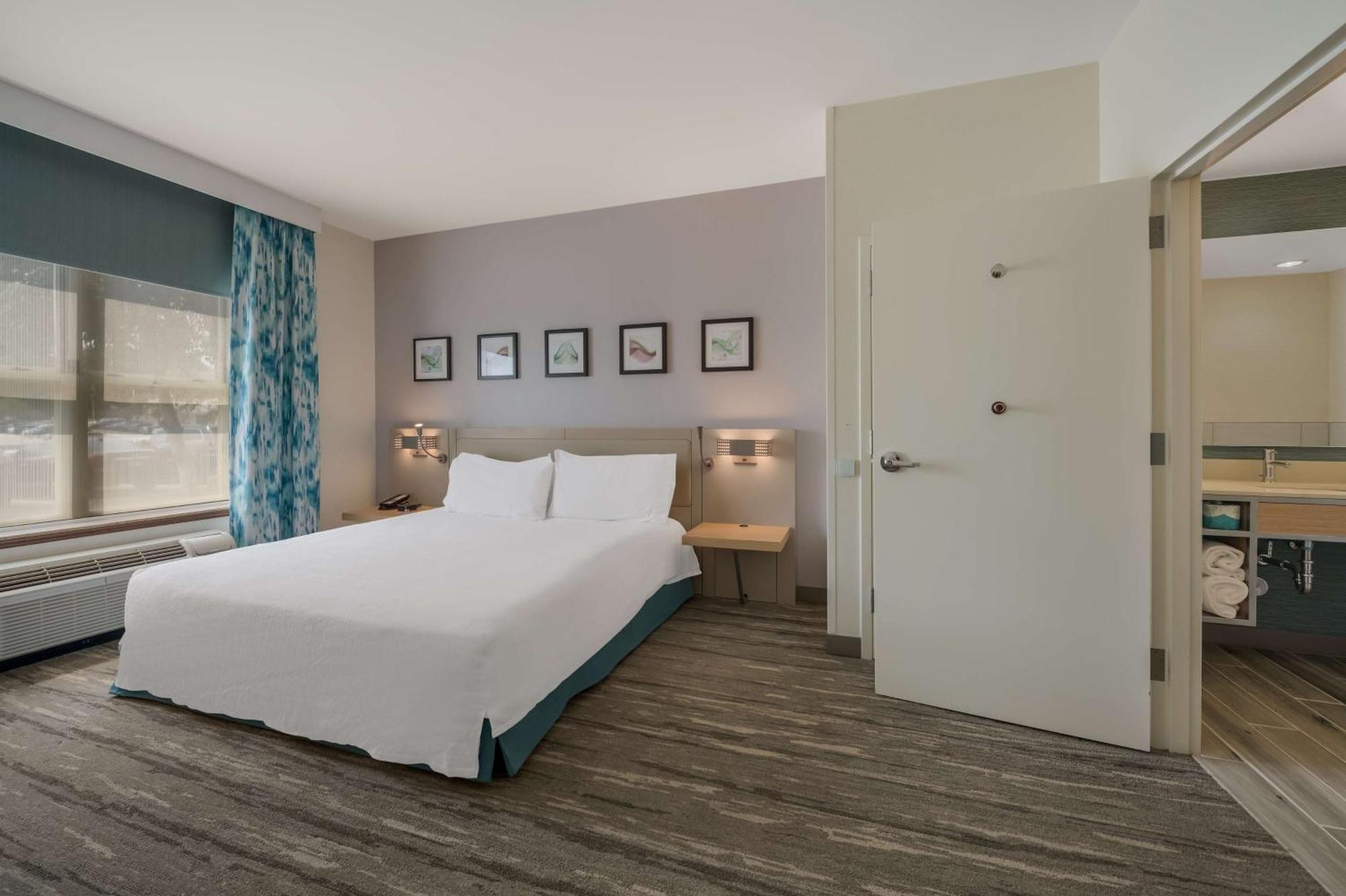 Hilton Garden Inn Рокфорд Экстерьер фото