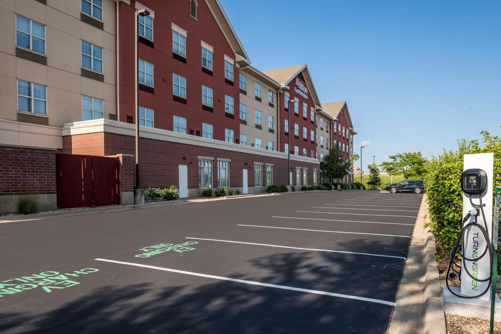 Hilton Garden Inn Рокфорд Экстерьер фото